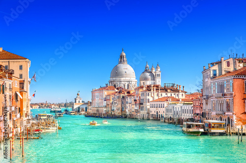 Basilica Santa Maria della Salute in Venice Canvas-taulu