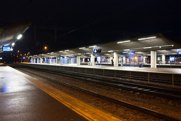 Wall Mural - KOUVOLA, FINLAND - NOVEMBER 8, 2018: Railway station at night.