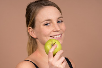 Wall Mural - girl with an apple