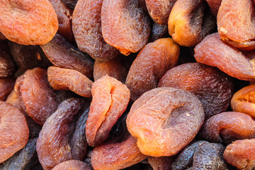 Naturally dried apricots