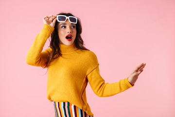 Poster - Beautiful young woman wearing colorful clothes