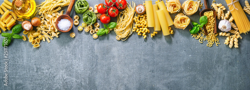 Fotografía Various pasta over stone background
