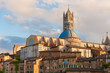 Der Dom von Siena in voller Pracht im Lichte eines Sonnenunterganges