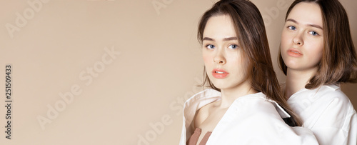 Pnude girls