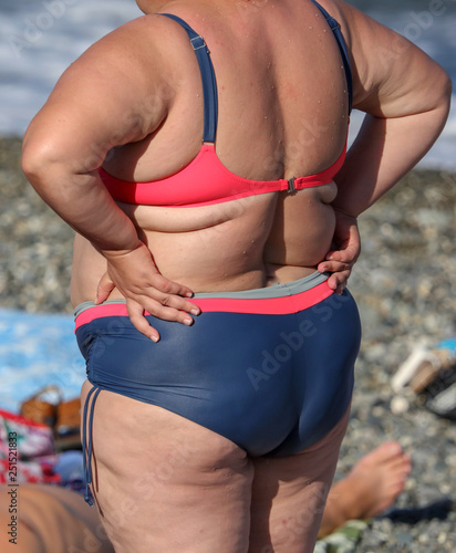 fat ladies in swimsuits