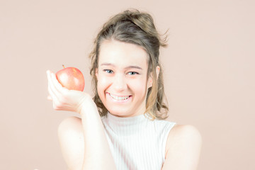 girl with an apple