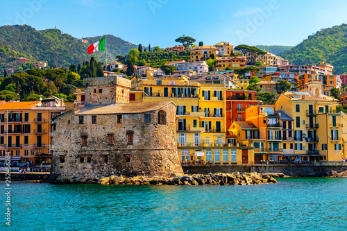 Fotografía italian castle by the sea Castello di Rapallo in the italian riviera Portofino a