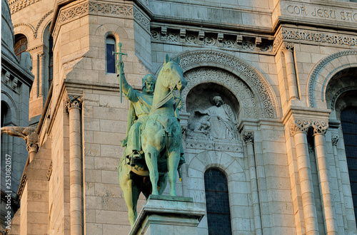 Fotomural Statue, King Louis IX of France (St Louis)