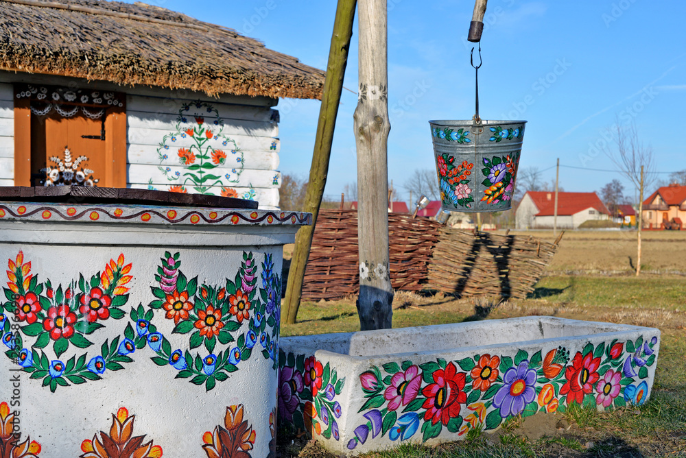 Wiejska chata na wsi Zalipie - obrazy, fototapety, plakaty 