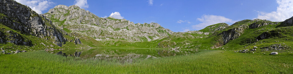 Poster - Berglandschaft im Zurim-Gebirge, Montenegro