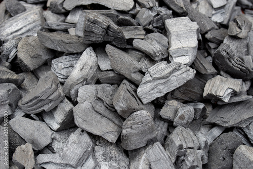 black charcoal texture background – kaufen Sie dieses Foto und finden Sie ähnliche Bilder auf