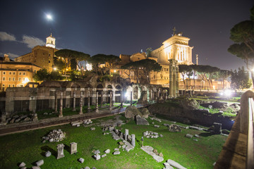 Wall Mural - Ruins of Forum Romanum on Capitolium hill in Rome, Italy in the night