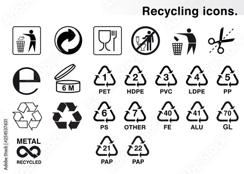 Wektor: Set of icons for packaging and recycling. Vector elements. Ready for use in your design. EPS10 Set of icons for packaging and recycling. Vector elements. Ready for use in your design. EPS10