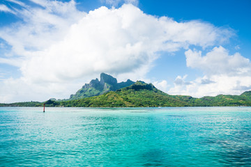 Wall Mural - Bora Bora, Tahiti (French Polynesia)