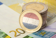Euro Geldscheine Und Münzen Und Flagge Von Holland