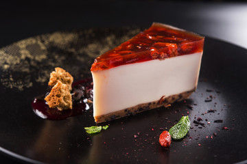 Wall Mural - sweet goji berry cheesecake with mint leaves