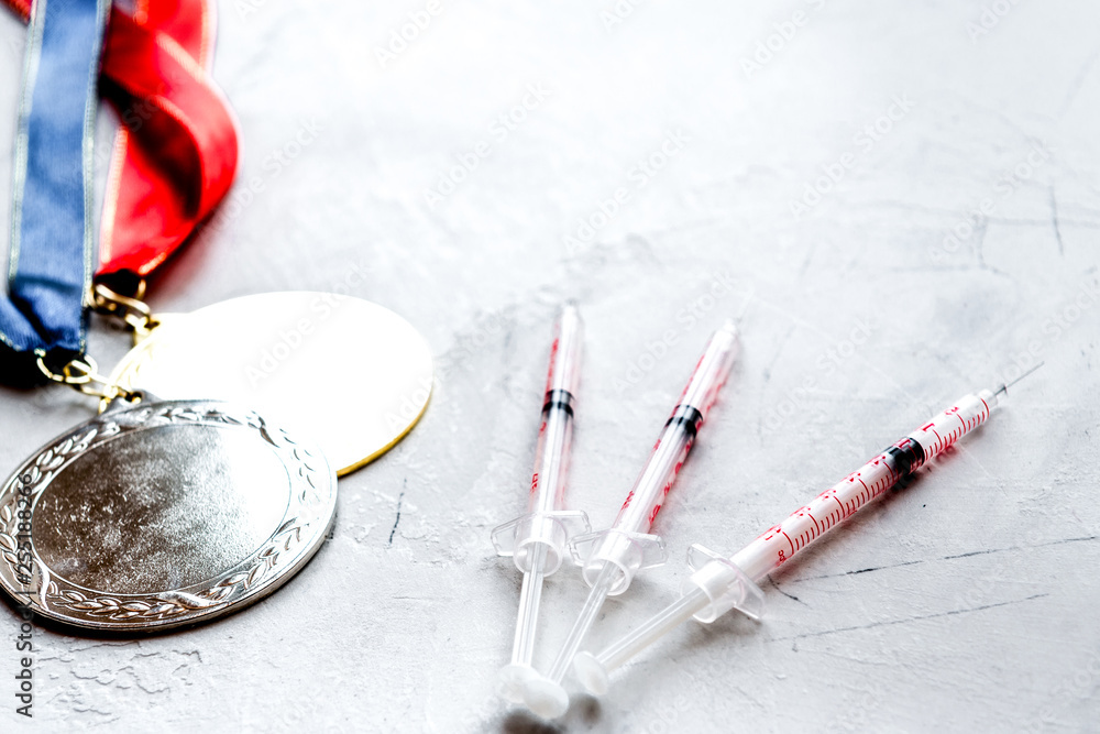 Олимпийская медаль вызывной категории 52 кг. Дмитрий владимирович билозерчев. Допинг фон для презентации. Медаль спорт. Лишение медалей.