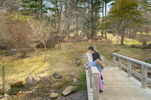 橋の欄干から下を見る子供達 Buy This Stock Photo And Explore Similar Images At Adobe Stock Adobe Stock 橋の欄干から下を見る子供達 Buy This Stock Photo And Explore Similar Images At Adobe Stock Adobe Stock