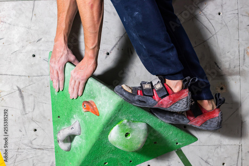 Cuadros en Lienzo rocky shoe on a tiny, scanty snare stands with the tip of the sock in close-up o