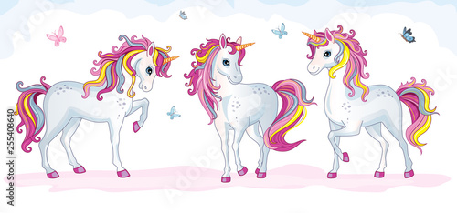 Fotografía A group of beautiful white unicorns in the clouds