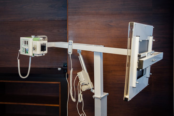 Small portable X-ray equipment 