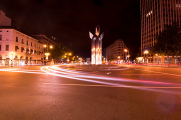 Wall Mural - night shot of traffic in Brussels