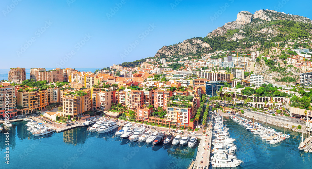 Obraz na płótnie Luxury residential area Monaco-Ville with yachts, Monaco, Cote d'Azur, France w salonie