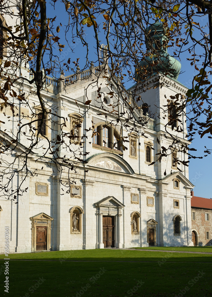 Terkeren 20+ Foto Joker Bielany - Bari Gambar