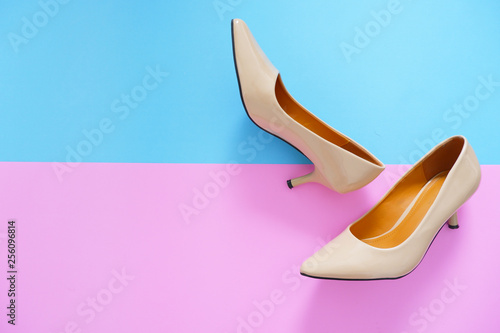 pink medium heel shoes