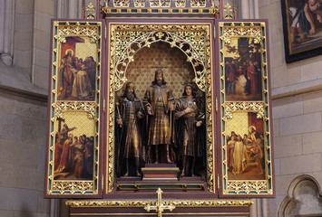 Poster - Altar of Saints Stephen, Ladislav and Emeric in Zagreb cathedral