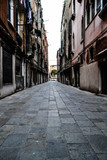 Fototapeta Uliczki - Narrow street in Venice