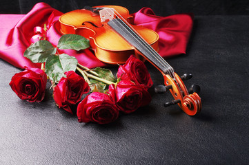 Wall Mural - Violin, drapery and a bouquet of red roses