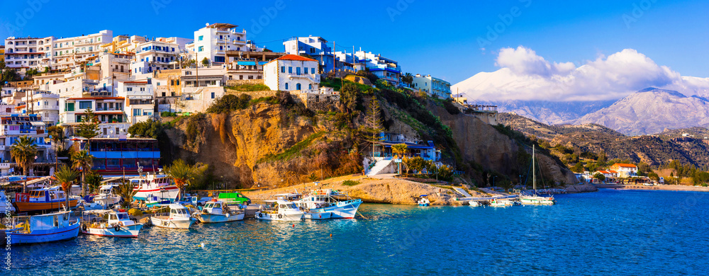 Obraz na płótnie Crete island, scenic traditional fishing village Agia galini, popular tourist place in south. Greece w salonie
