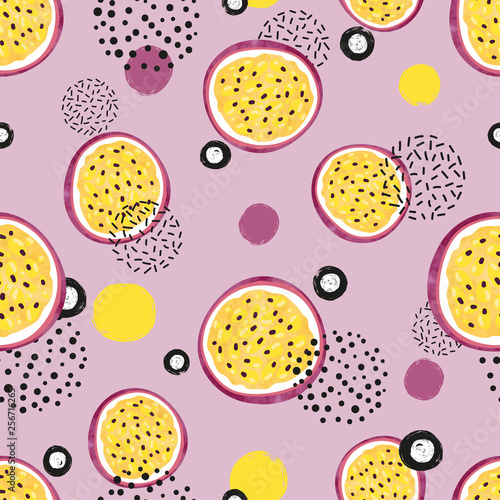 Seamless abstract pattern with passion fruit slices.