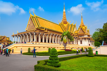 Wall Mural - Royal Palace in Phnom Penh