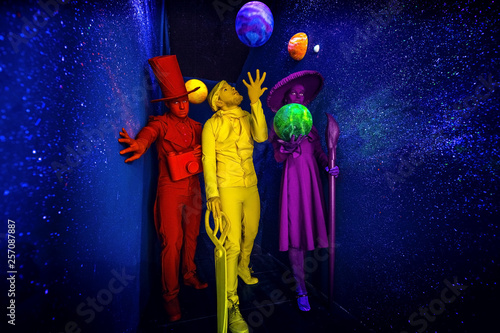 Cuadros en Lienzo Group of stylized fantasy actors in scenic make-up and bright colored background