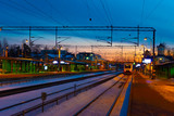 Fototapeta Pomosty - Train at the trainstation