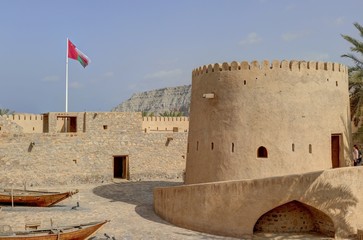 Wall Mural - forteresse de Khasab (détroit d'Ormuz)
