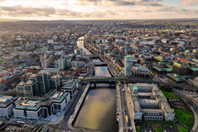 Dublin - Luftbilder Von Dublin Mit DJI Mavic 2 Drohne Fotografiert Aus Ca. 100 Meter Höhe