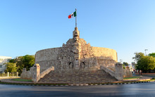 The Monument To The Fatherland In Merida, Yucatan, Mexico At Sunrise