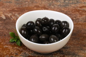 Black olives in the bowl