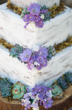 Fototapeta Kwiaty - wedding cake with flowers