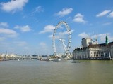 Fototapeta Londyn - Beautiful London seen during a city tour along thames river and famous architecture
