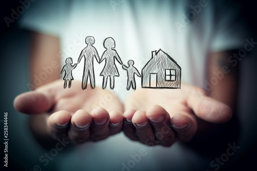 Cuadros en Lienzo Family care and protection insurance concept