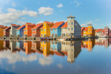 Fototapeta Tęcza - Colourful scandinavian homes at Reitdiephaven in Groningen/ Netherlands. 