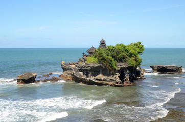 Wall Mural - Tanah Lot water temple in Bali