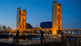 Fototapeta Krajobraz - Tower Bridge Sacramento