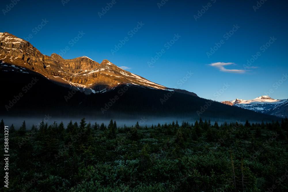 Beautiful Mount Thompson at Sunrise. On the scenic Icefields Parkway ...