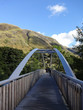 Brücke  über den river Nevis am neuen Glen Nevis Besucherzentrum in Fort William Schottland 