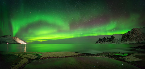 Wall Mural - tugeneset aurora panorama